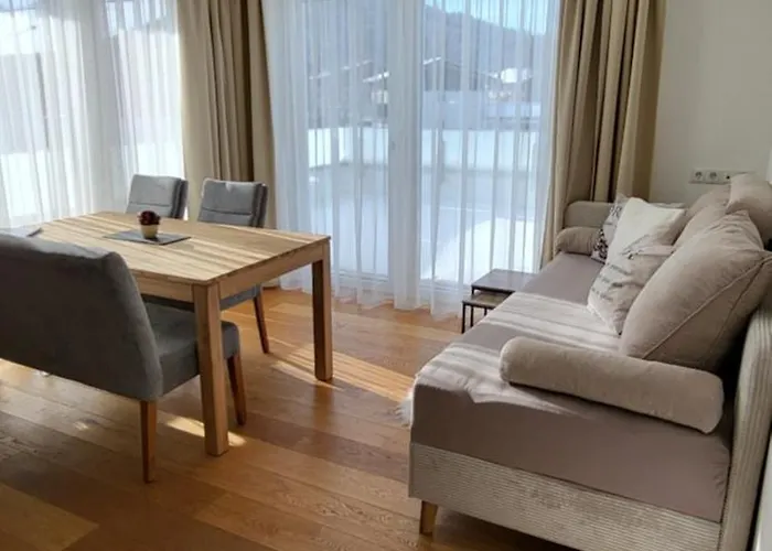 Juwel Apartment